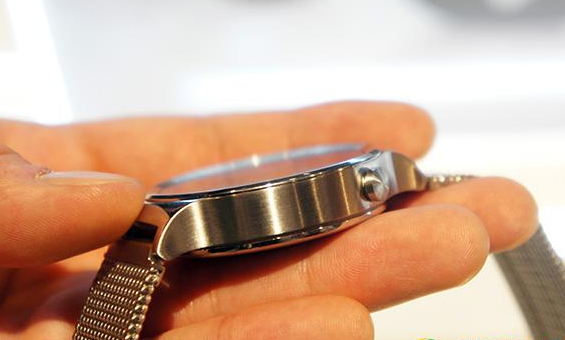 华为Watch上手评测 处处体现微创新 智能手表 可穿戴设备 WATCH 华为 智能手表  第3张