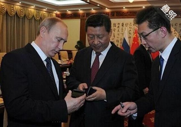 美国总统玩上智能手表：不是Apple Watch Apple Watch 智能手表 美国总统 热点动态  第4张
