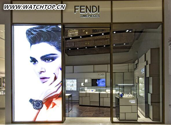 FENDI全球首家腕表首饰精品店进驻长沙 张艺兴前来剪彩 老九门 FENDI 张艺兴 首饰 腕表 热点动态  第2张