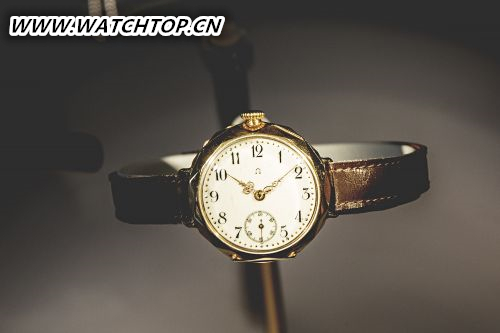 想去看欧米茄 “她的时光”女士腕表百年臻品？